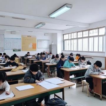 6年級(jí)文學(xué)常識(shí):輕松拿滿(mǎn)分的語(yǔ)文考試必備知識(shí)