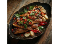 川菜傳統(tǒng)豆瓣魚(傳統(tǒng)金典川菜之一豆瓣魚,豆瓣魚是川菜中的傳統(tǒng)名菜，其色澤紅亮)