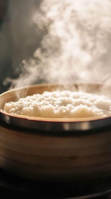 手把手教你做粉蒸肉，香軟可口，好吃到停不下來(lái)！