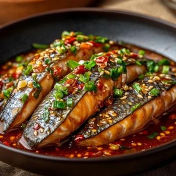 廚師長教你家常香辣魚頭的懶人做法，味道鮮美，愛吃魚頭的一定要收藏