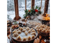 東北冬日美食：酸菜血腸燉煮教程，傳承年味溫暖滋味！