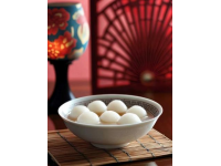 元宵節(jié)后天津洪湖里的美食特輯：什錦元宵、鈣奶味十足