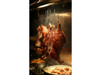 
白天逗鵝樂無(wú)邊，夜晚鵝肉盛宴享不停，廈門天廚煌·唝咕鵝肉美食之旅