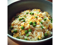 黃金蛋炒飯秘籍：先炒飯還是先炒蛋？揭秘完美口感的關(guān)鍵步驟！