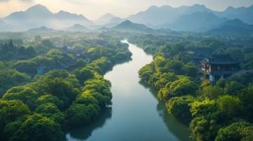 騰沖是一個真正望得見山、看得見水的地方，城市綠化帶來清新空氣