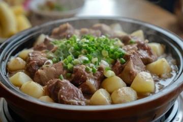 安寧美食新趨勢(shì)！推薦一家超值的羊湯鍋?zhàn)灾? width=