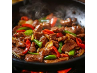 晚餐吃啥好？推薦一道牛肉炒青椒，鮮嫩多汁停不下嘴！