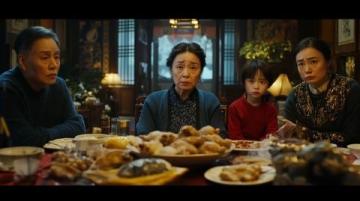 袁弘、雷佳音和李光潔的快樂聚餐：一次難忘的美食之旅