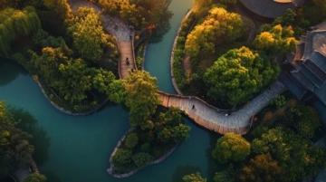 烏鎮(zhèn)宛如現(xiàn)實(shí)版楚門世界:古老與現(xiàn)代交織的迷人魅力