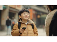 深夜街頭：一位母親帶著自閉癥兒子堅(jiān)持賣涼皮