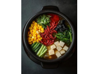 火鍋制作全攻略從湯底到菜品，教你輕松在家吃火鍋！