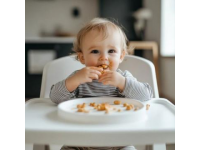 家有不到2周歲的小孩子，不知道讓他吃啥零食好了，家有雞蛋干脆自己動(dòng)手做小尖尖吧