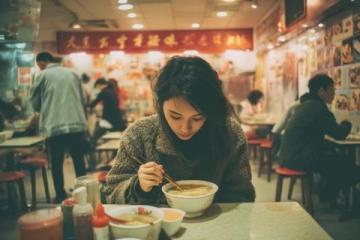 武功鎮(zhèn)本地美食未得瘋病，而是慕名而來求之者眾！