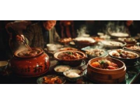 鼓掌自己成了笑話，12月13日，韓國(guó)女子來(lái)上海體驗(yàn)中國(guó)美食