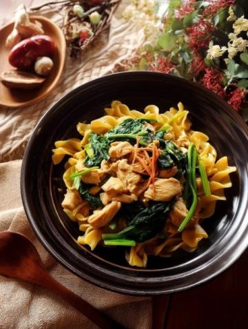 美食推薦：麻辣香汁撈仔鵝、京醬素肉絲、泡筍煮黃臘丁制作方法
