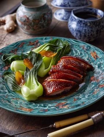 大連鐵鍋燉鵝：香氣撲鼻，年味濃烈