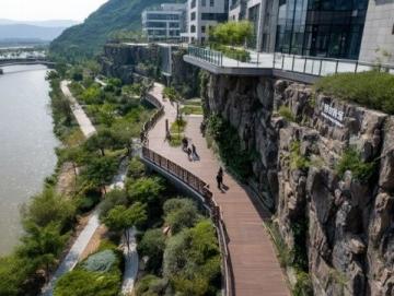 以下是一份重慶山城的周末旅行規(guī)劃