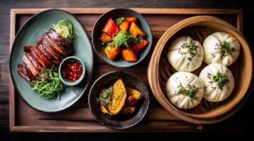 山西鄉(xiāng)寧：探尋地方美食——空心月餅、戎子酒莊與饸饹面之旅