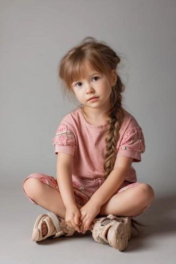我的小堂姑，是一個性格堅(jiān)強(qiáng)，自立，有主見的女人！