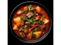 一碗羊肉胡辣湯改變了他的命運(yùn)。