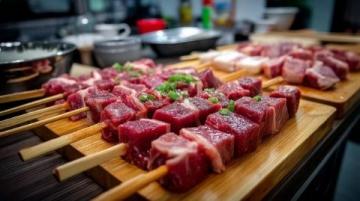 深度美食推薦：?？诒爻缘男〕?、海鮮及創(chuàng)新菜式一覽表