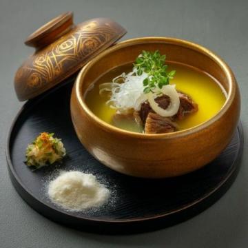 民勤涼面:甘肅民勤的傳統(tǒng)特色美食佳肴