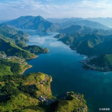 陸良白水塘一日游:自然風(fēng)光與鮮美魚宴體驗(yàn)