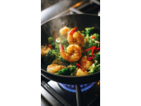 為何西方很少見炒菜？外媒稱中餐為垃圾食品真相曝光