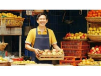 以下是為?？诹可矶ㄖ频拿朗彻ヂ?，涵蓋本地人私藏老店、網(wǎng)紅打卡地、市井小吃攤及文化