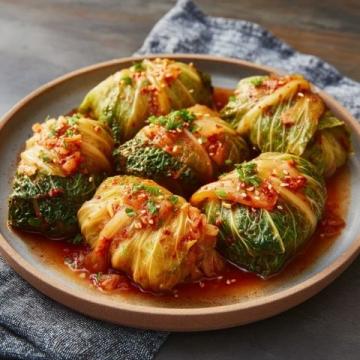 光哥秘制腐竹燒排骨，鮮香燜燒食譜分享，美味不容錯(cuò)過(guò)！