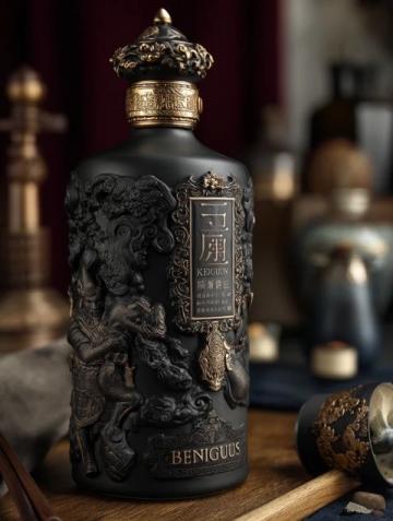 買白酒，無(wú)論什么牌子，只要酒瓶上有這行字，全是酒精勾兌酒