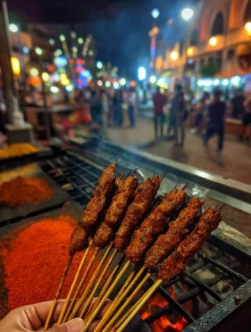 天水燒烤新體驗(yàn):炭火烤制的獨(dú)特魅力之旅