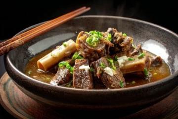 奢華美食：紅酒鵝肝配遼參的做法及配方