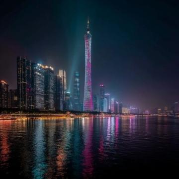 廣州杭州：交融古今，產(chǎn)業(yè)繁榮，宜居宜業(yè)的現(xiàn)代都市對比