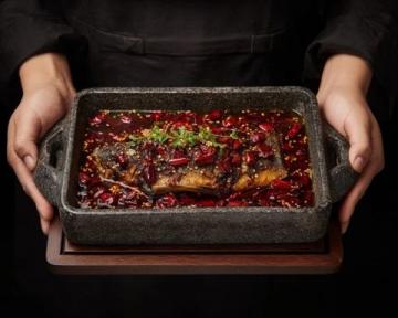 廣州漁癡魚(yú)醉：地道湘菜與優(yōu)雅環(huán)境的完美結(jié)合