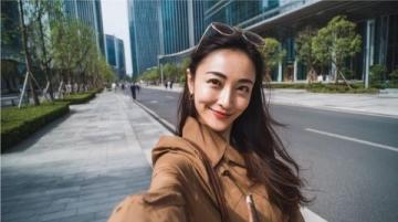張大姐回國處理事務(wù)賣房，兩人世界變一人世界享受寧靜時光