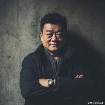 歡迎各位抖友！看鏡頭里的這位男士像不像西門慶？