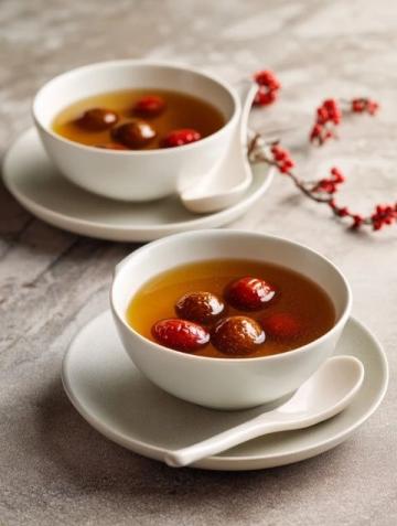品味江蘇經(jīng)典：紅燒獅子頭——舌尖上的幸福佳肴