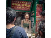 ?？谧钊故泄ヂ?，超多美食等你來(lái)探！