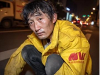 河南洛陽暖心司機免單急救游客，10分鐘內(nèi)展現(xiàn)中國人溫暖與信任的力量