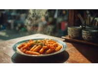 青島美食成韓游新寵：原漿啤酒糖葫蘆狂熱席卷韓國(guó)游客
