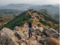 初嘗登山樂(lè)趣：探秘后山線路之旅