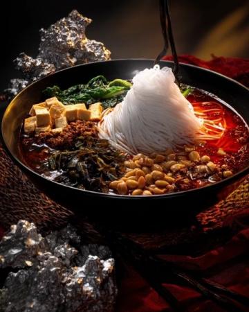 芒市美食指南：傣味、滇味和東南亞風(fēng)味等你來挑戰(zhàn)！