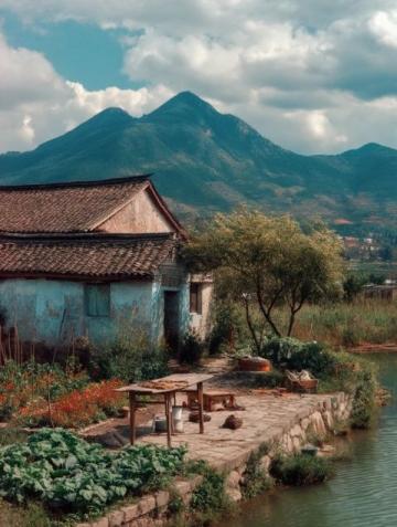 探尋廣東小桂林：清遠(yuǎn)桃花湖治愈心靈之旅記