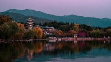 云南曲靖旅游攻略：必游景點推薦、特色活動和旅行貼士