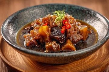 百年傳承，回味無窮的宮保雞丁傳奇
