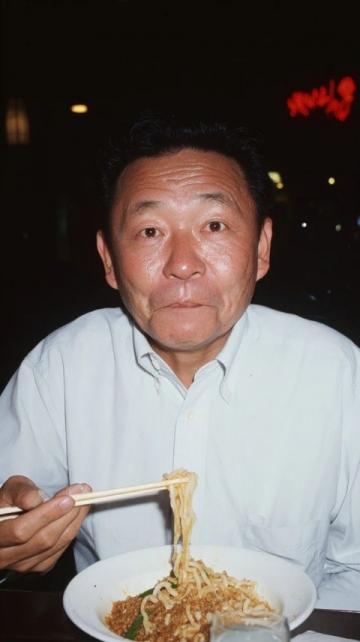 揭秘蟹黃面暴利：親測3000碗，還原蟹黃醬真實成本