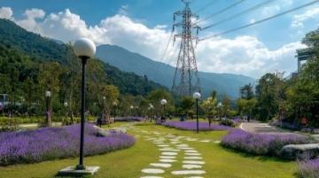 5月10-11老君山兩日游，與友同游，早7:30襄陽體育場集合