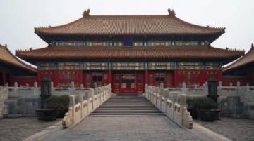 探尋臨汾的歷史與自然奇觀，體驗華夏文明的源遠流長。