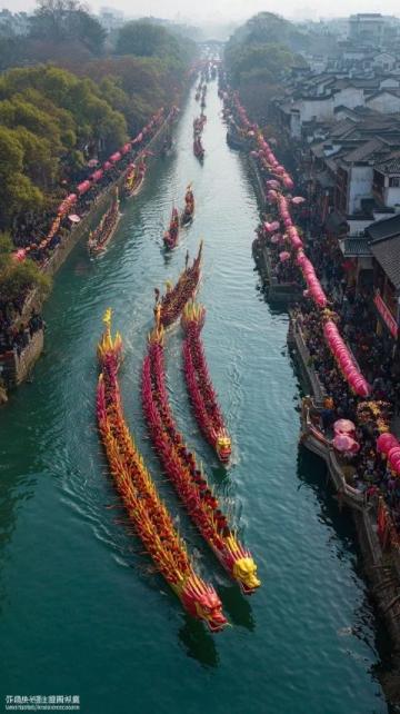 廣東龍舟競渡:千年傳統(tǒng)在夏日激浪中傳承與發(fā)展